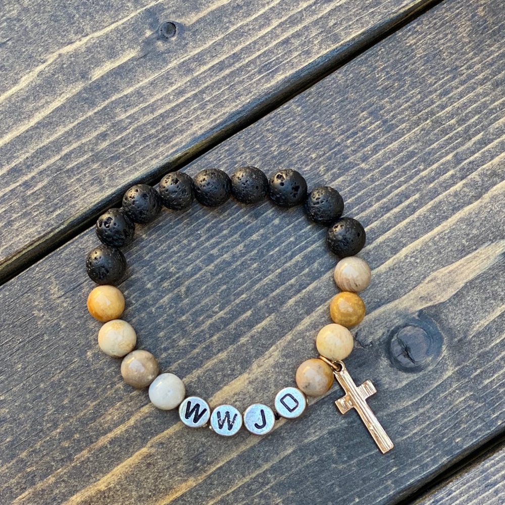 Bracelets - Picture 5 of 6